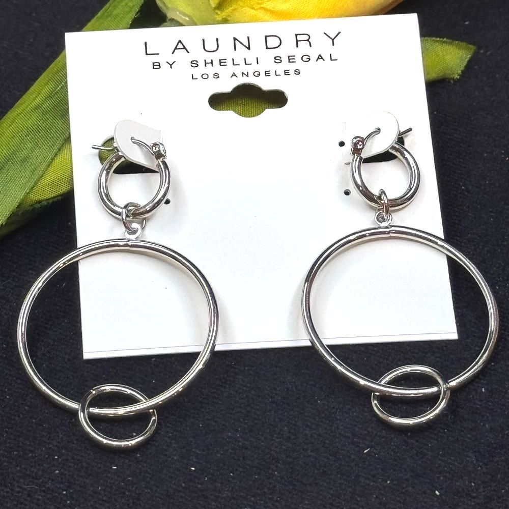 NWT Laundry by Shelli Segal Silver Looped Hoop Earrings 2.5"